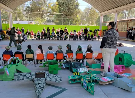 Seguridad entra a las aulas