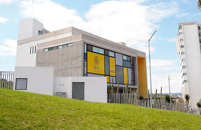 Analizan dotar de transporte al campus Pedregal