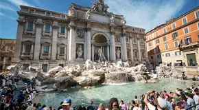 La Fontana de Trevi recauda 435 mil euros en su primer mes con tarifa La Fontana de Trevi recauda 435 mil euros en su primer mes con tarifa