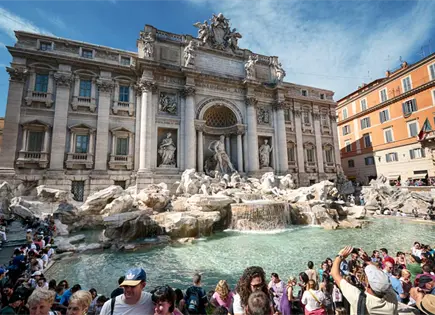 La Fontana de Trevi recauda 435 mil euros en su primer mes con tarifa