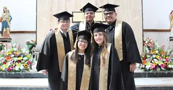 Se grad&uacute;a segunda generaci&oacute;n de ingenieros del Tecnol&oacute;gico Salesiano