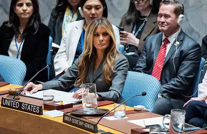 Melania Trump preside sesi&oacute;n de paz en ONU