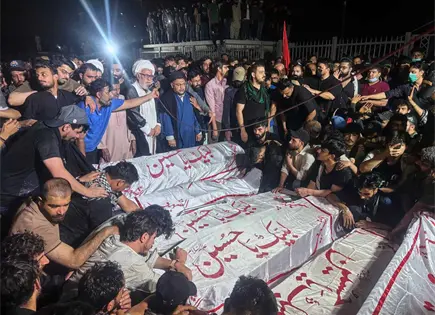 Protestas violentas en Pakistán por muerte del ayatolá Jamenei Protestas violentas en Pakistán por muerte del ayatolá Jamenei