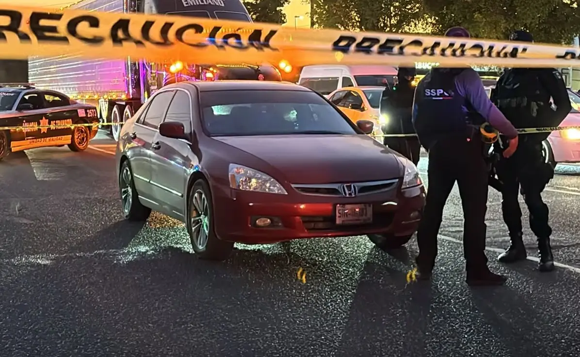 Atacan a balazos a comandante en Culiacán