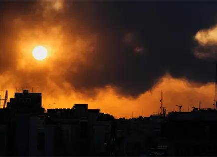 Ataques con drones iraníes dañan centros de datos de AWS en Oriente Medio Ataques con drones iraníes dañan centros de datos de AWS en Oriente Medio