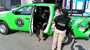 Detiene a mujer por maltrato infantil y rescatan a menores