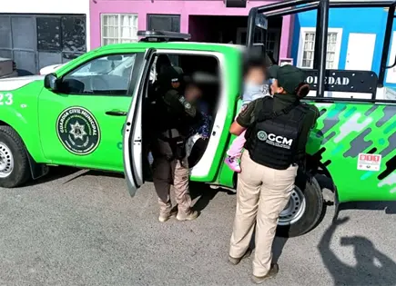 Detiene a mujer por maltrato infantil y rescatan a menores