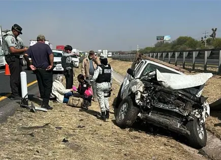 Dos lesionados en accidente sobre carretera 57