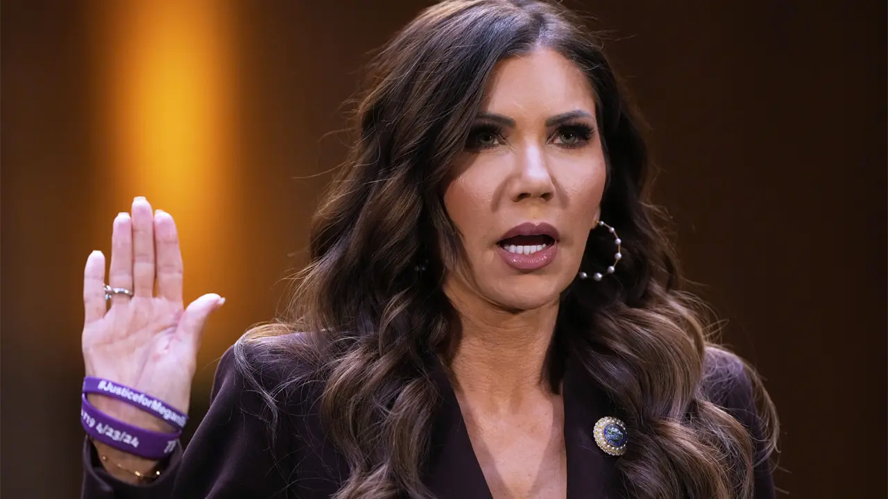Kristi Noem testifica en Senado tras muertes en Minneapolis