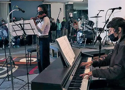 Arte y resistencia desde la m&uacute;sica