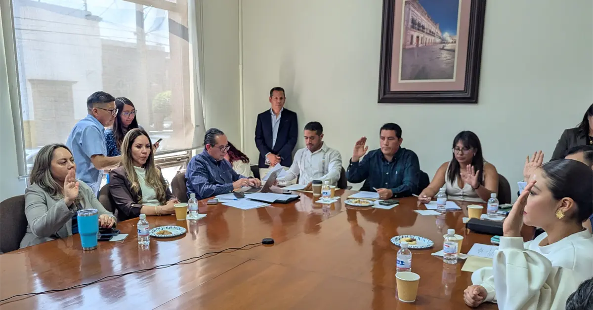 Avanza reforma para calcular mayor&iacute;a calificada; Morena se abstiene