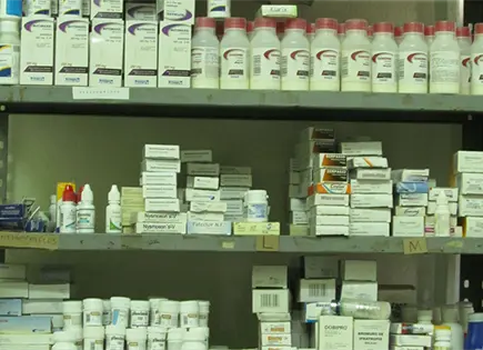 Entregan medicinas gratuitas en Soledad