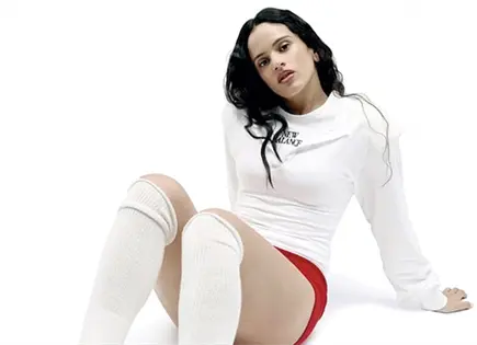 ROSAL&Iacute;A SOFISTICA EL DEPORTE EN UNA CAMPA&Ntilde;A