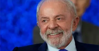 TSE de Brasil rechaza petici&oacute;n de pruebas contra Lula por carnaval