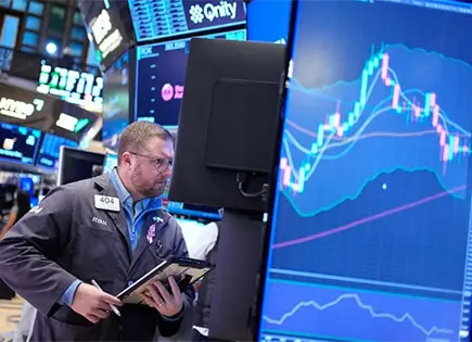 Derriban otra vez al peso y la BMV