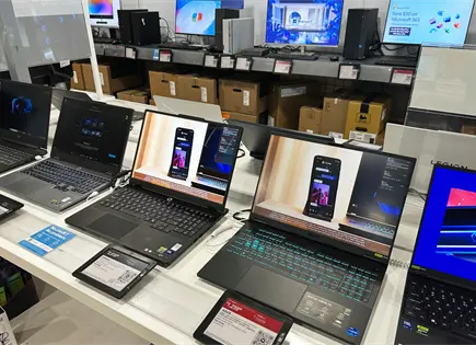 Gasto de consumidores en EEUU baja en enero y afecta ventas minoristas