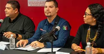 Titular de Seguridad gusta de los autos