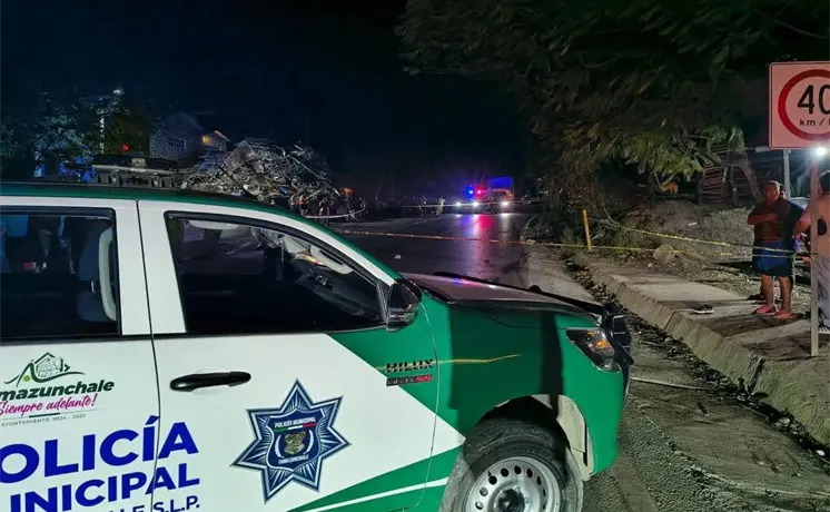 Abandonan veh&iacute;culo tras dar muerte a una motociclista