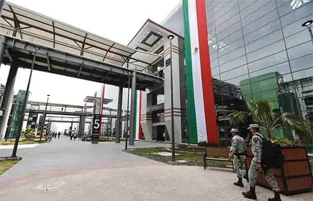 Bajan usuarios extranjeros en AIFA