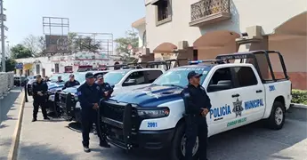 Entregan patrullas a Polic&iacute;a Municipal