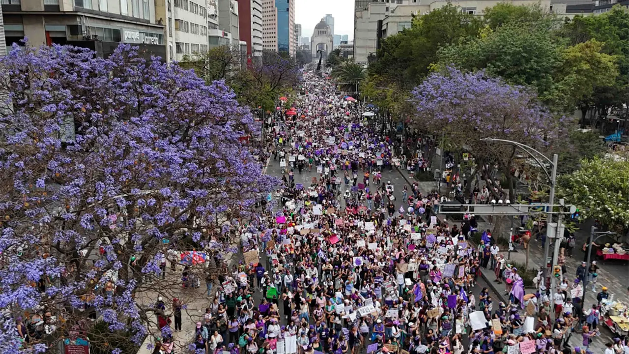 Madre denuncia violencia vicaria: exige devolución de hija