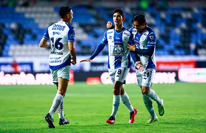 Pachuca frena el ímpetu del Puebla