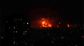 Resplandece el cielo de Teherán