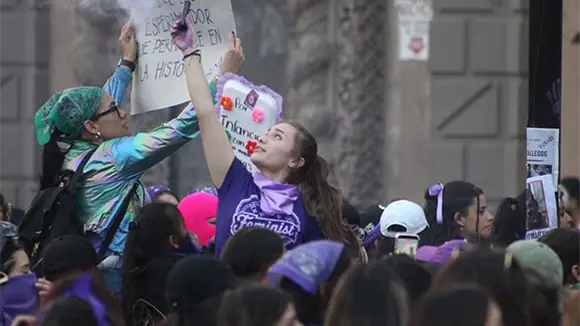 8M, el coraz&oacute;n tambi&eacute;n toma nota