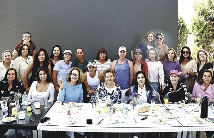 LAURA &iexcl;ADMIRAN SU FORTALEZA Y ENERG&Iacute;A!