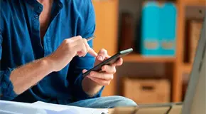 Arremete De la Garza contra la I.A.