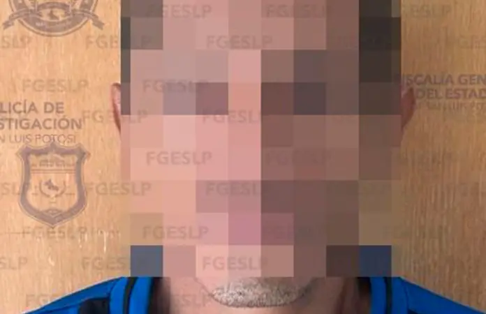 Detienen sujeto por venta de droga, en Valle Dorado