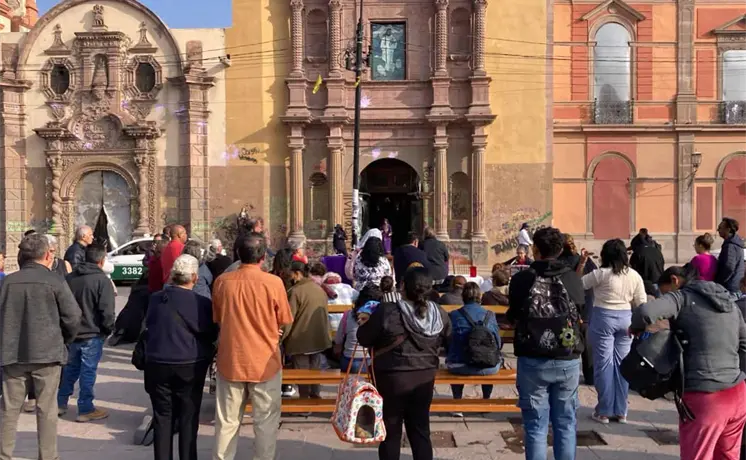 Feligreses evitaron mayores da&ntilde;os en Parroquia La Compa&ntilde;&iacute;a