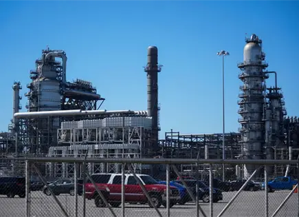 Guerra en Ir&aacute;n interrumpe navegaci&oacute;n y afecta reservas de petr&oacute;leo