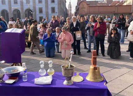 Realizan misa de desagravio en La Compañía