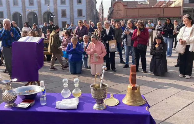 Realizan misa de desagravio en La Compañía Realizan misa de desagravio en La Compañía