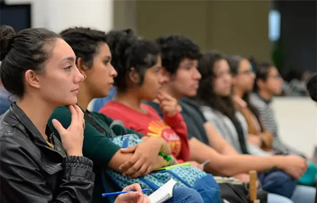 Se disparan los males mentales entre j&oacute;venes