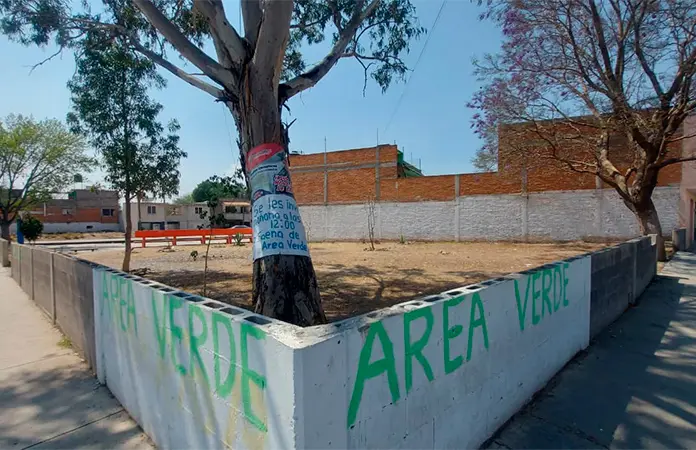 Vecinos pelean por área común