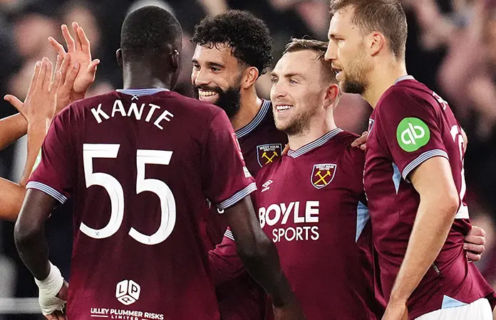 Avanza West Ham a cuartos de Copa FA