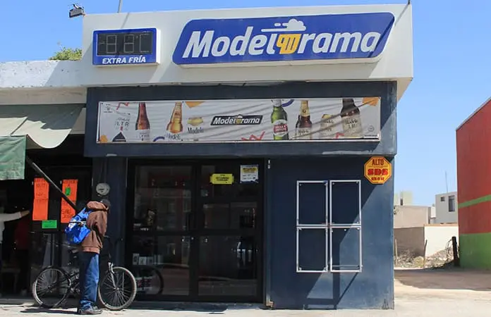 Clausuran negocios por vender alcohol fuera de horario