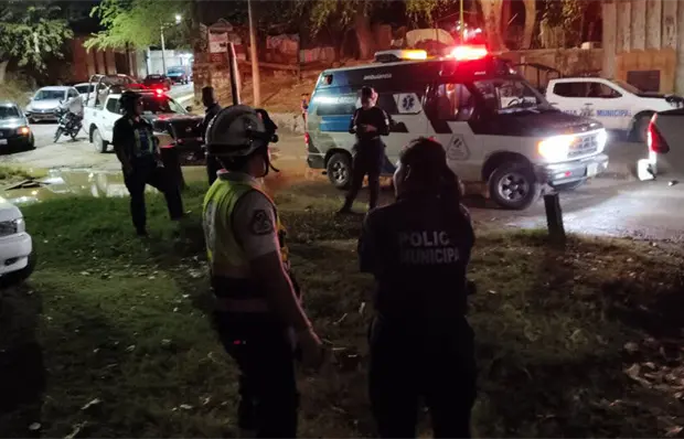 Denuncian a elementos de GCE por golpear a dos adolescentes