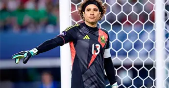 Memo Ochoa comparte momentos familiares y cari&ntilde;o en Colombia