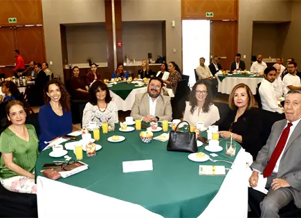 AMPI SLP realiza sesión ordinaria 2026 con expertos AMPI SLP realiza sesión ordinaria 2026 con expertos