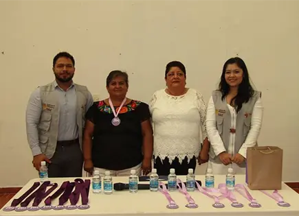 Celebran foro de experiencias de vida