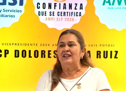 Mar&iacute;a Dolores Mej&iacute;a Ruiz destaca en seminario inmobiliario de AMPI SLP