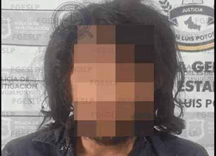 Detienen a hombre por atacar a su familia a garrotazos Detienen a hombre por atacar a su familia a garrotazos