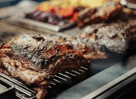 Salmuera: el truco para carnes m&aacute;s jugosas