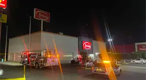 Arde azotea de Parisina en Plaza El Paseo