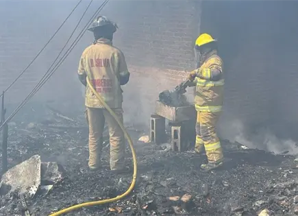 Fotos | Incendio consume vivienda en La Libertad
