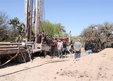 Perforan pozo de agua en La Paz