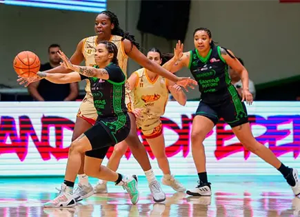 Santas pierden la serie ante El Calor